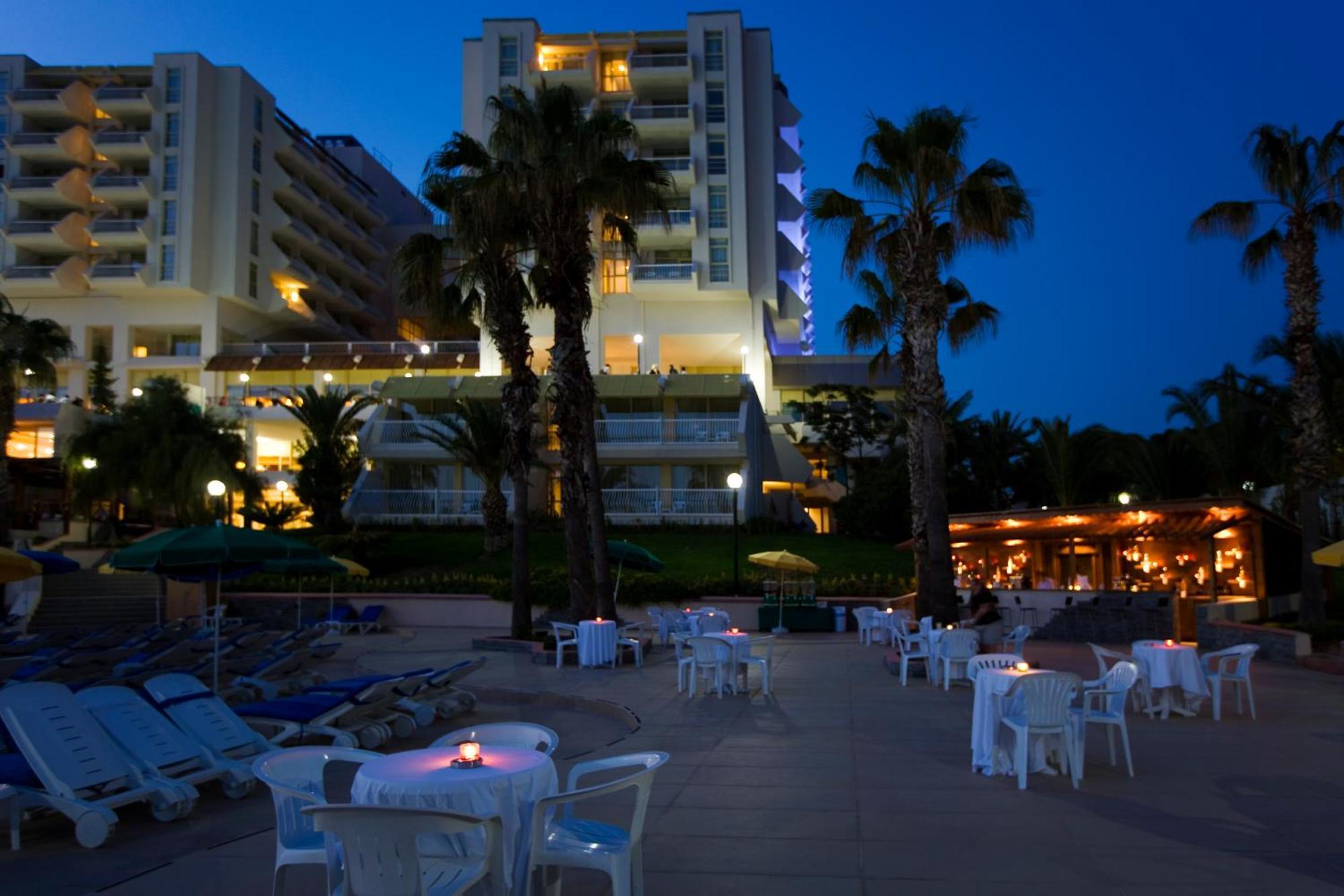 Fantasia Deluxe Hotel Kusadası Eksteriør bilde