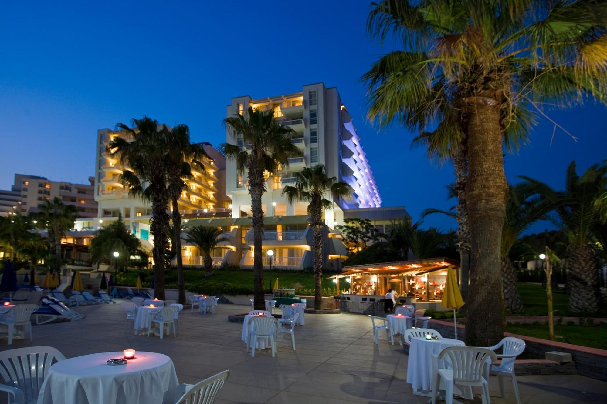 Fantasia Deluxe Hotel Kusadası Eksteriør bilde